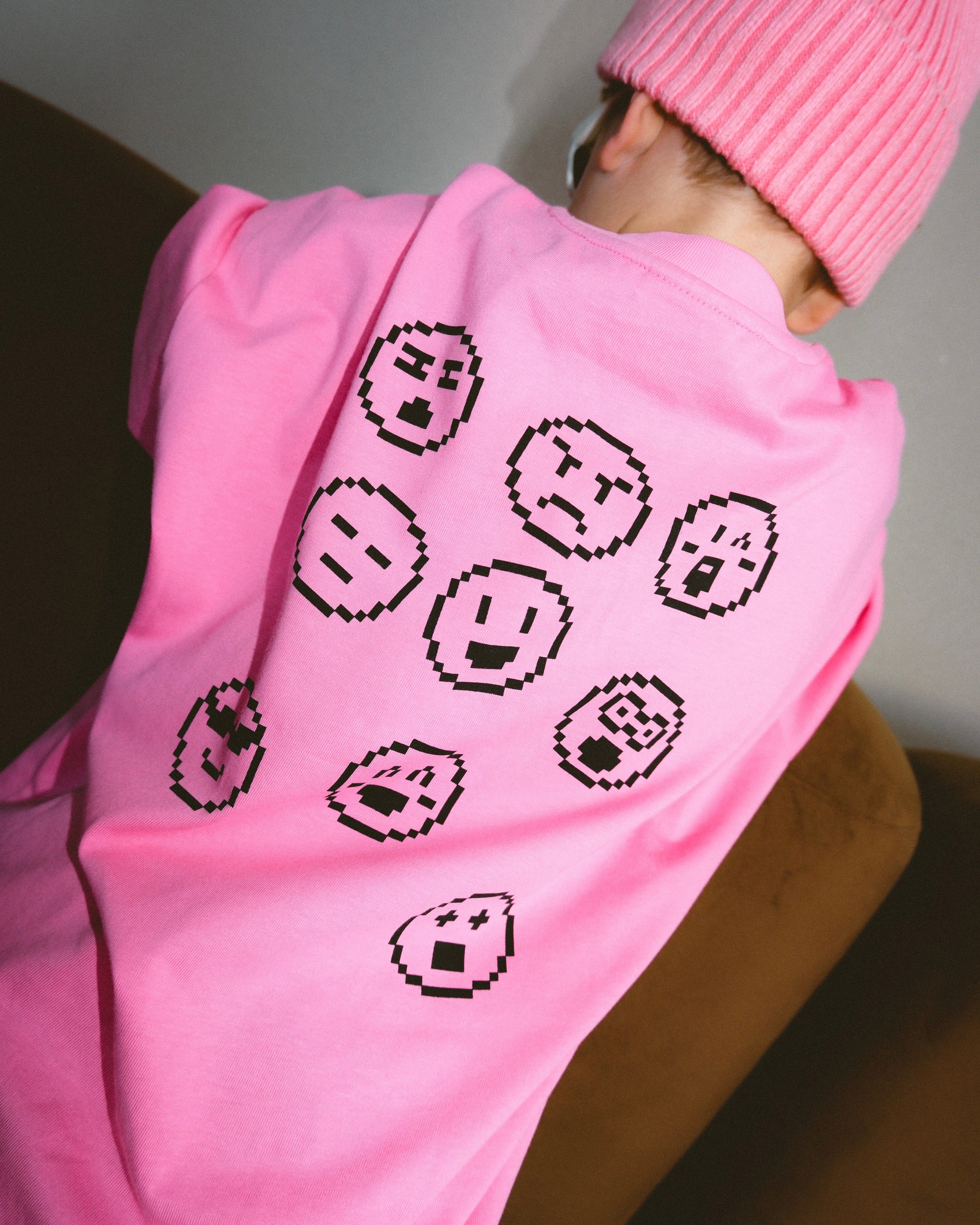 Main Character Energy Tee - Bright Pink