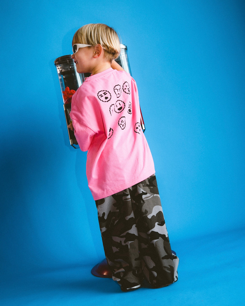 Main Character Energy Tee - Bright Pink