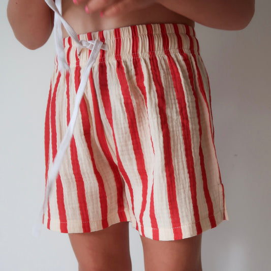 Capri Short - Cream / Preloved Red
