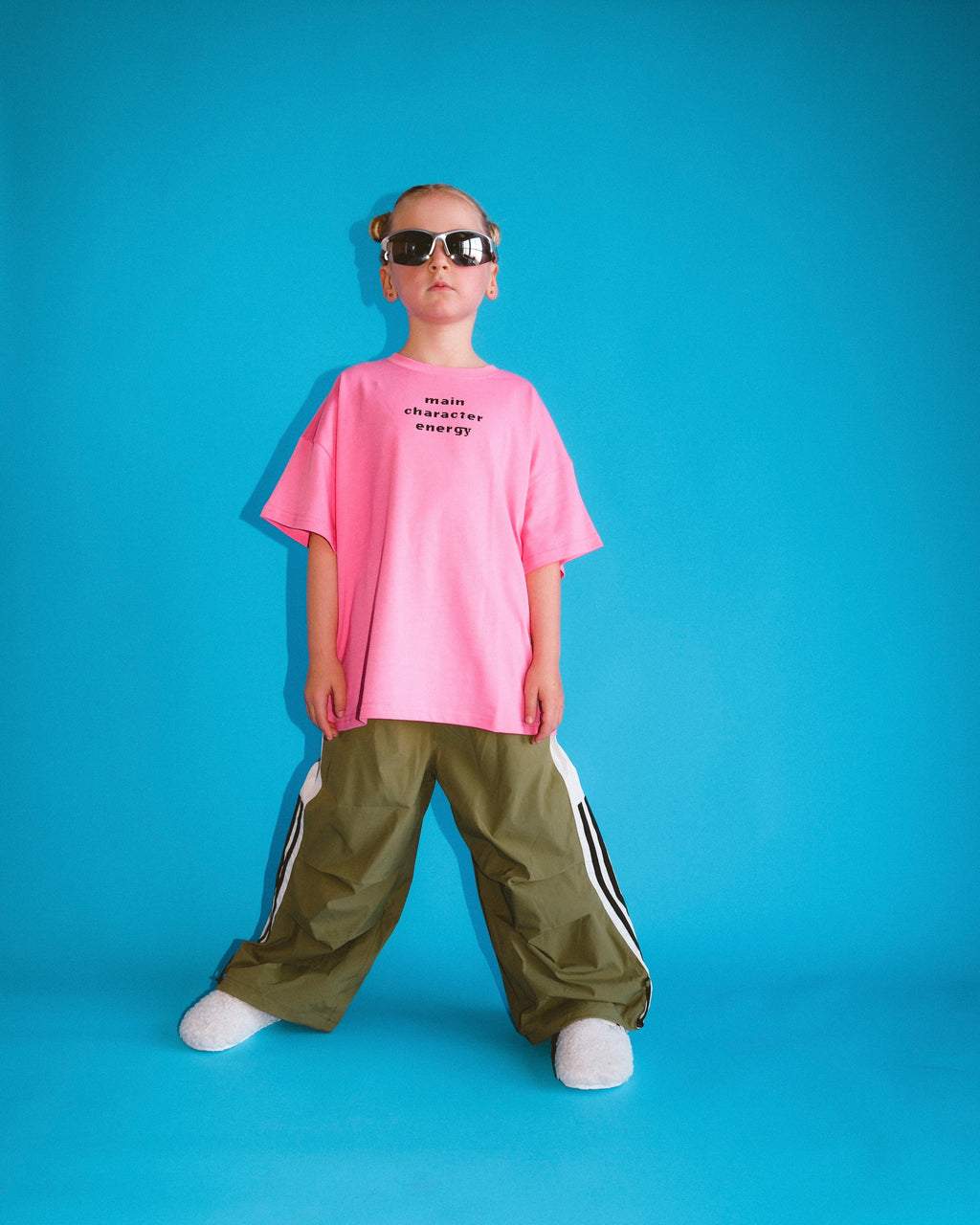 Main Character Energy Tee - Bright Pink