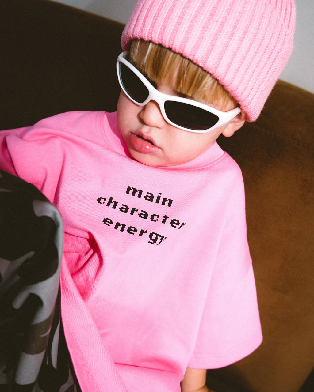 Main Character Energy Tee - Bright Pink